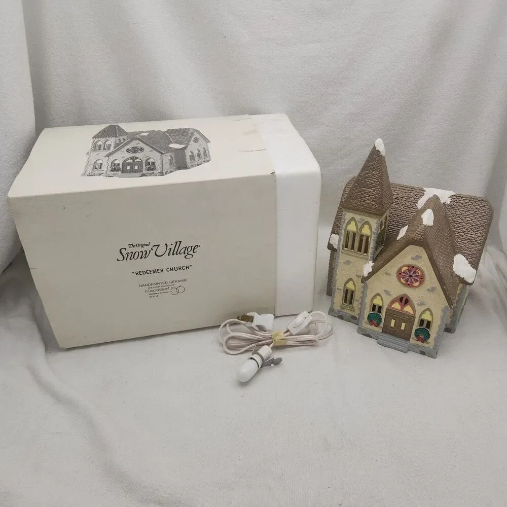 House Dept 56 Snow Village Redeemer Church Illuminated 5127-6 Retired 1988